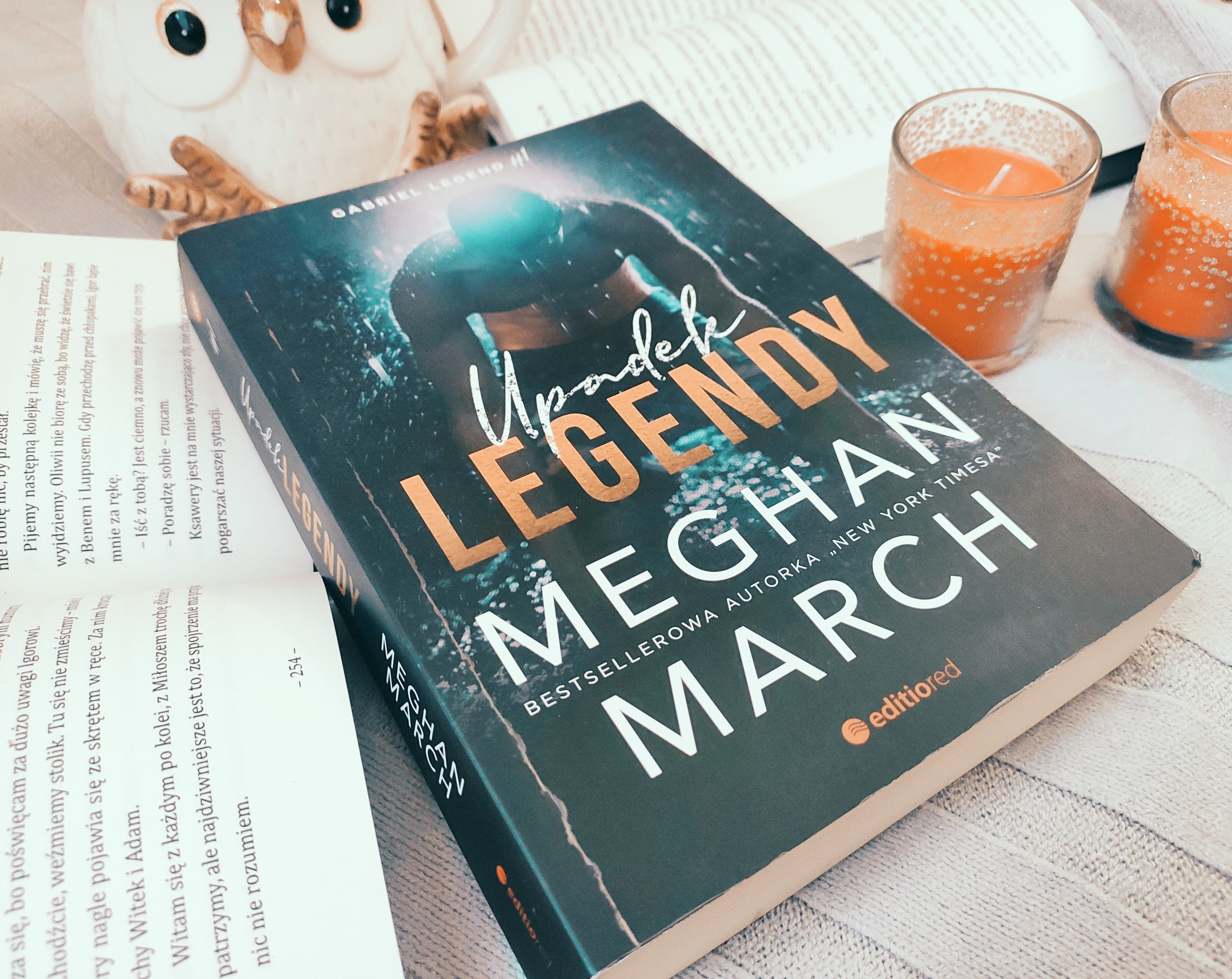 „Upadek legendy. Gabriel Legend #1 ”  Meghan March